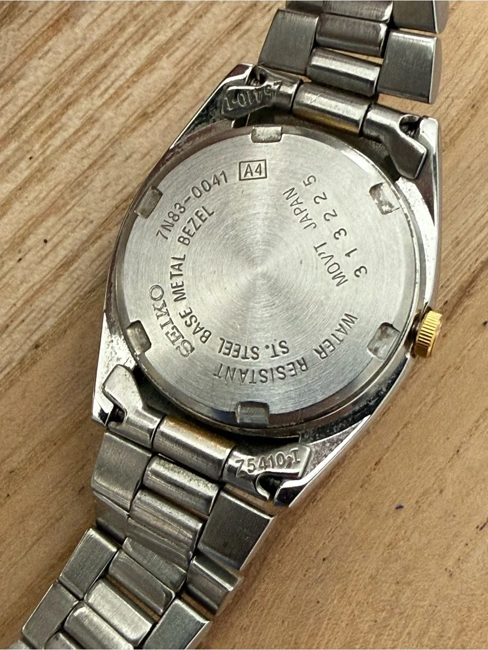 Seiko Presidential Vintage Ladies Watch Two-Tone Bracelet Case Gold Dial Date